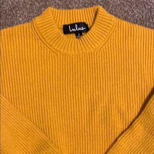 Lulus cropped mustard sweater !
